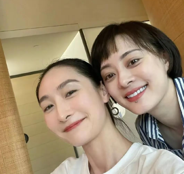 《甄嬛传》13年后重聚，孙俪冷落李学东一幕，揭开娱乐圈残酷真相