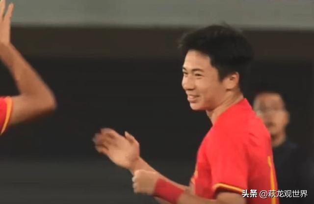 广州豹续约黎兵！引进大连籍飞翼+罗萨搭档卡洛斯 鲲城驯服唐天翼