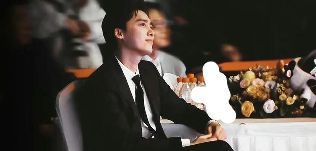 官方通报来了！李易峰多次嫖娼已被拘留，他已对违法事实供认不讳