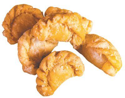 广州人过年必备年货有三样：煎堆、蛋散、油角