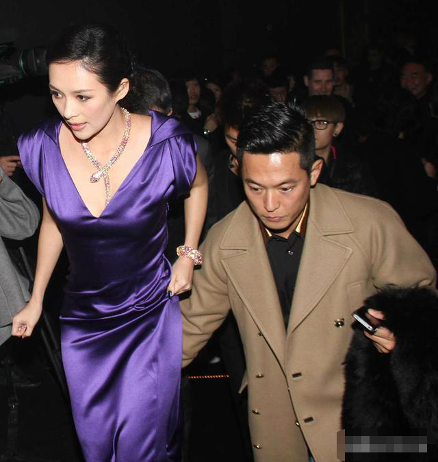 章子怡“泼墨门”绯闻曝出后，意外牵扯出其他大佬？