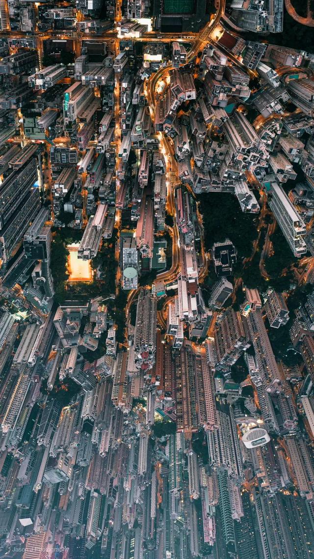 航拍香港:从高空视角看密度之城