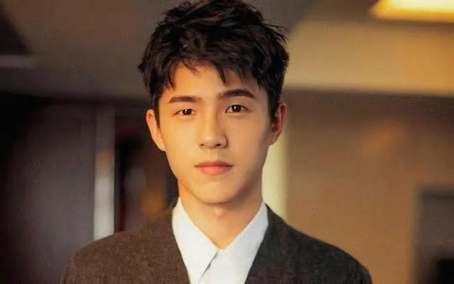 十大迷人小眼男星,一个比一个帅气,论样貌肖央第五,张若昀第二