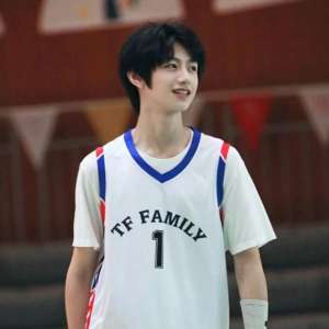 朱志鑫照片(朱志鑫高清美图走过路过不要错过)