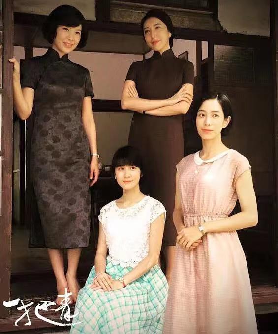 飞行员爱人走后,沦落风尘,包养男人:《一把青》朱青的堕落史