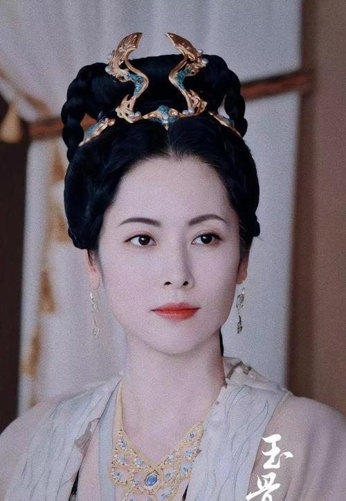 曾被骂同性恋的她，41岁结婚生子却与丈夫对簿公堂，现在过得如何