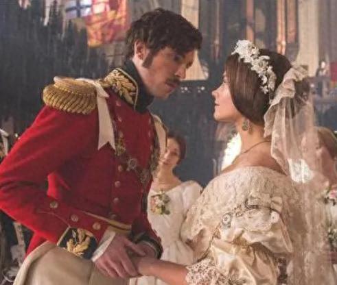 叶女皇有超百个情人？儿子都是与情人所生？女皇与情人往事2