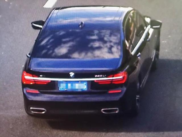 单手飙车时速超250公里，被全网通缉的宝马男，判了