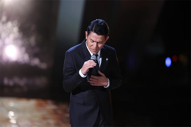 刘德华今晚现身“好声音”总决赛,演唱三首金曲