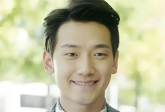 RAIN演唱会深情致敬大S，全场默哀10秒传递跨国哀思