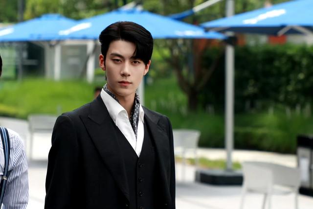 短剧《爱在离婚进行时》热播，豪门夫妻，双强联合，极限拉扯