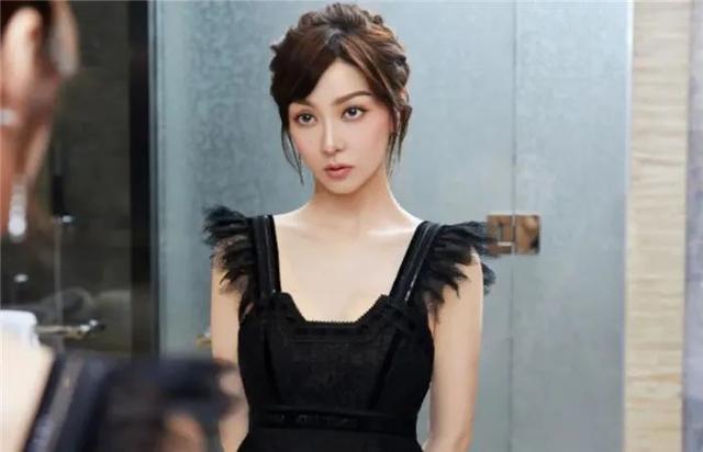 香港娱乐圈10代“玉女掌门人”:第一代已去世,最后一代也已41岁