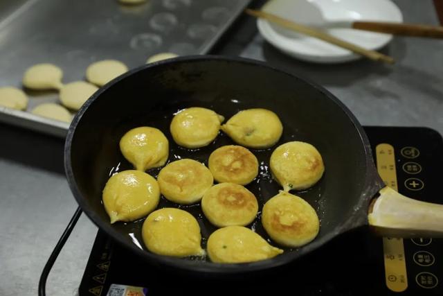 小雪至，来份“塌塌”实实的温暖吧！