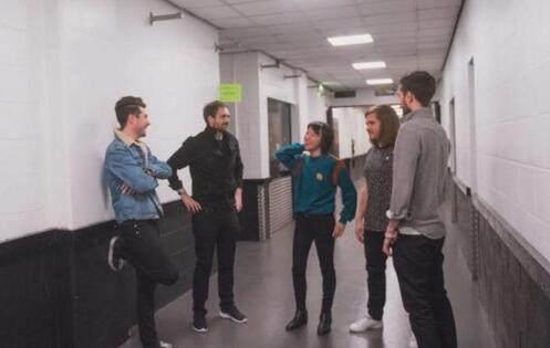 范丞丞因自己“星弟”的身份哭了 网友：看看窦靖童是怎么走过来的