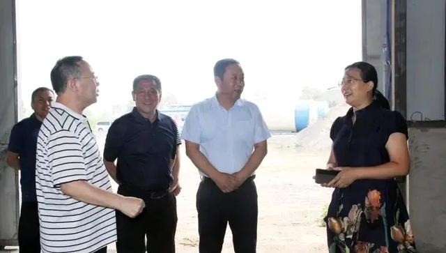 二人转传奇郑淑云：舞台璀璨与生活神秘