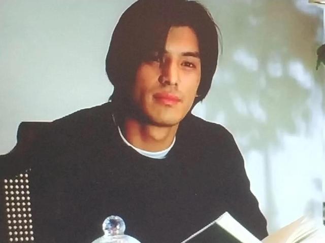 105.韩国出品探索人性的限制级艺术影片《美人》