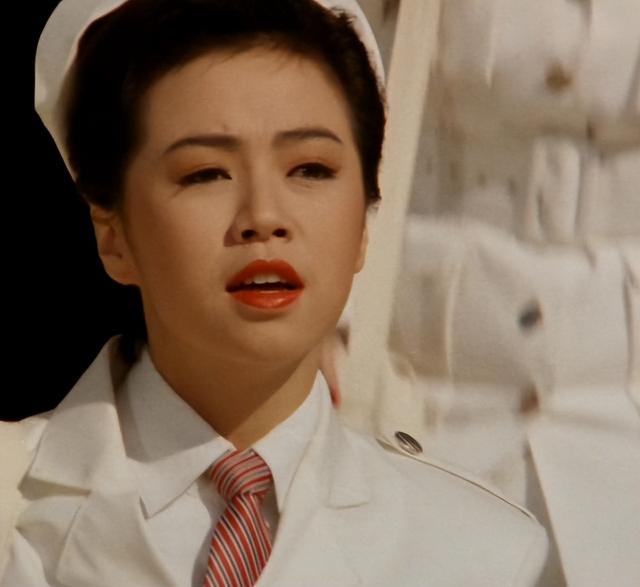 她是港姐季军年轻时超美艳，嫁圈内好男人女儿漂亮，男方坚拒诱惑