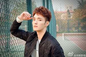 美人为馅(还记得《美人为馅》的周小篆吗？他居然是陈晓的伴郎？)