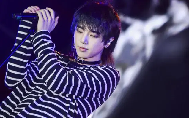 天娱传媒旗下艺人名单(天娱传媒的“一哥”，老板龙丹妮把他当宝贝，一人养活两个公司)