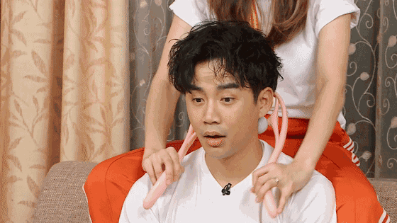 刘宪华陈都灵甜蜜空中奇缘，李茂遭遇乒乓球生涯滑铁卢