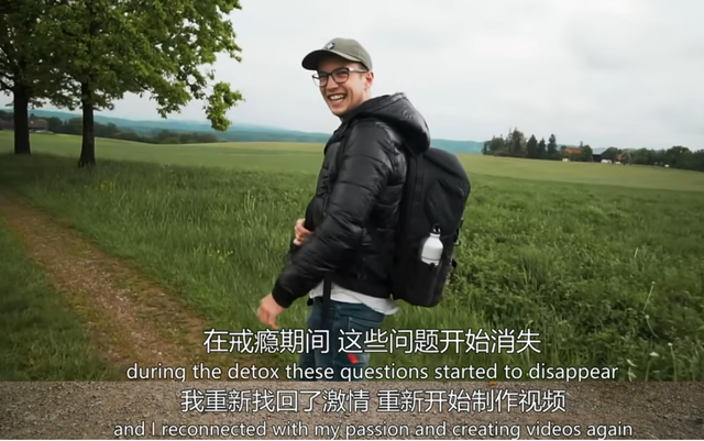 为什么有些人一个朋友也没有，看起来却很快乐