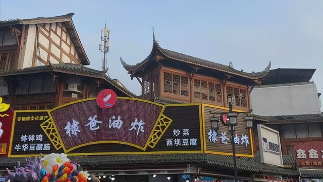 红了就飘了？王鹤棣开演唱会割粉丝韭菜，票打折都卖不出去