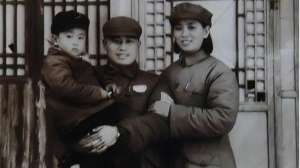 韩秀荣(开国中将被妻子举报，降为大校，死前留下遗言：不许妻子参加葬礼)