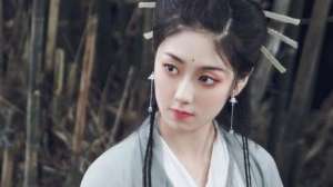 莫小七(小说：情敌突然对自己示好，还要跟着自己过？莫小七：真不用)