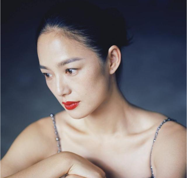 周韵：让姜文专宠她一人，究竟有何魅力？