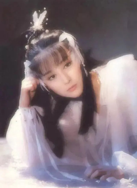 只有一段婚姻却受情伤痛苦到自杀,“大玉儿”潘迎紫至今仍是单身