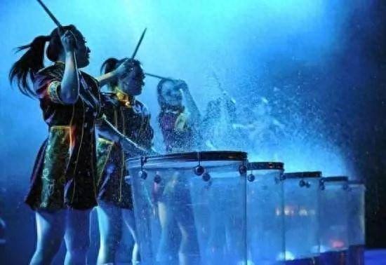 大美非遗——水鼓舞