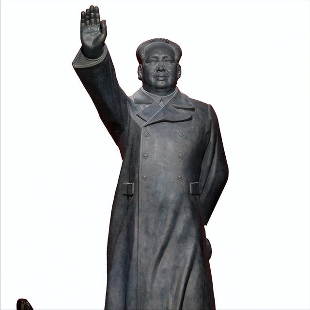 建国后,博古儿子看望王震,王震用六个字评价其父亲,令人唏嘘!