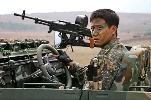 为什么《士兵突击》后再无军旅剧了？全剧没有女人，一样封神？