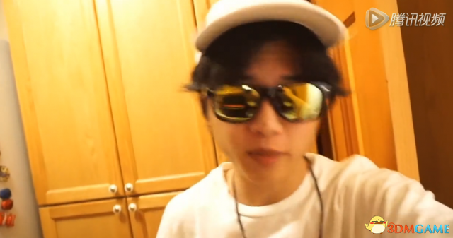 画面太污！姐姐在洗澡 日本男玩家竟冲进去抓精灵