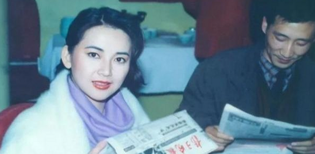 “霸王花”胡慧中:黑帮老大为她金盆洗手,现任老公入狱不离不弃