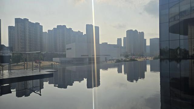 谢子龙艺术馆,李子健美术馆