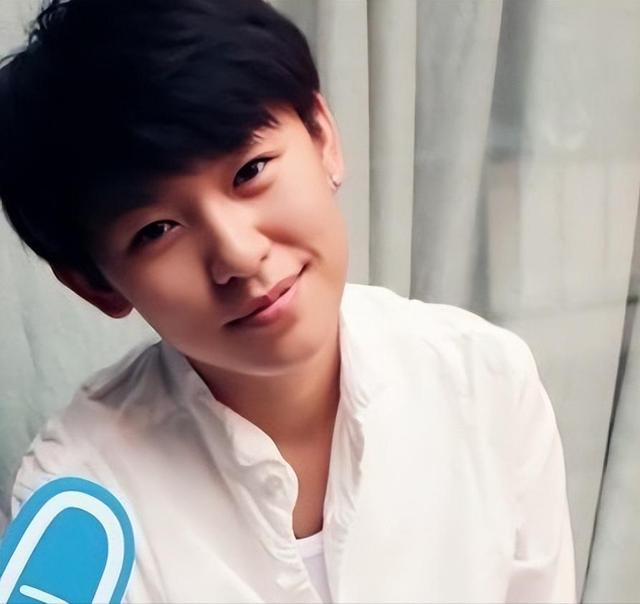 戚薇好友林子君力挺汪小菲张兰, “怒斥”S一家，硬刚网友