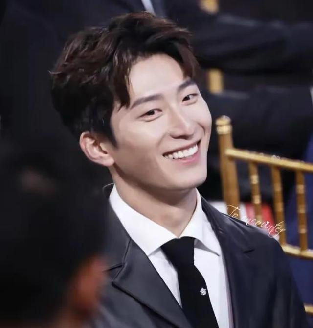 十大迷人小眼男星,一个比一个帅气,论样貌肖央第五,张若昀第二