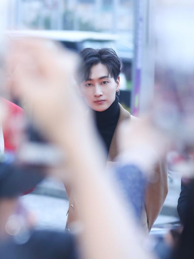 韩娱SM无血缘的“明星双胞胎”，傻傻分不清