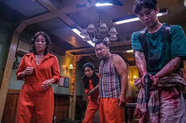 《狼狩猎》：深海回笼中的终极对决