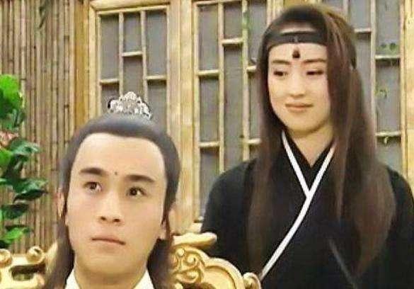 一柄雪花神剑，一颗眉心朱砂，永无结局的侠客江湖梦