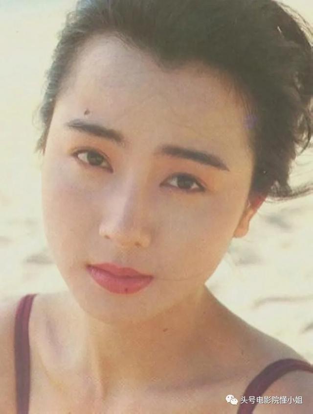 52岁仍单身，香港短发女神近照曝光！曾是古天乐郭富城身边女主角