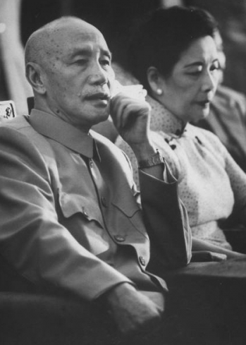 1947年主席犯兵家大忌？孤军深入，严令刘邓不惜代价跃进大别山