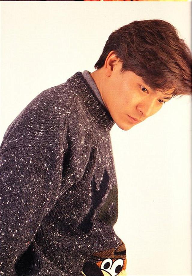 刘德华：从贫民小子到天王巨星，他的人生比电影更精彩！