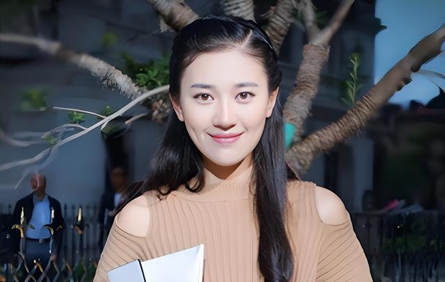 仅仅播3小时,夺飙升榜第三,观众最期待的黑马都市剧开播就炸了