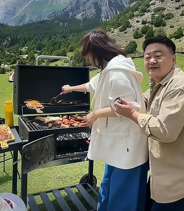 老少恋有多“残酷”?嫁给富豪的牛莉近况曝光,独自旅游疑似离婚