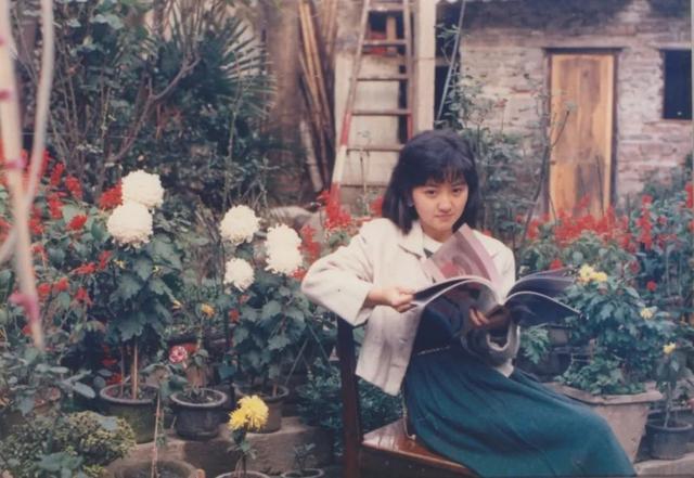 凭借《城南旧事》中“英子”一角一夜成名的沈洁为何销声匿迹了?