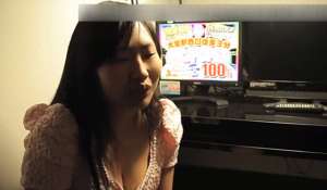 网咖(日本「网吧难民」月入1万8，却连续包夜30年，声称不想再当日本人)