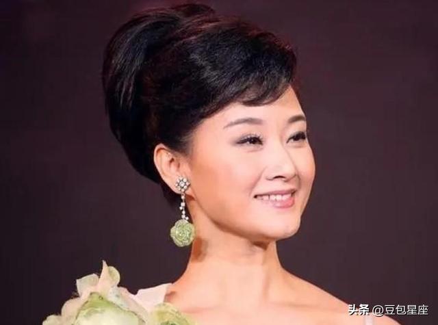 宋祖英丈夫罗浩,身居高位默默无闻,甘愿做她背后的支持