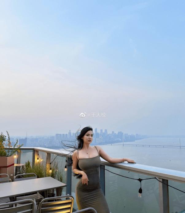 国产“比基尼冠军小姐”晒身材，网友直呼：驾驭不了…